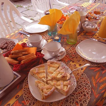 Bed & Breakfast La Margine *
